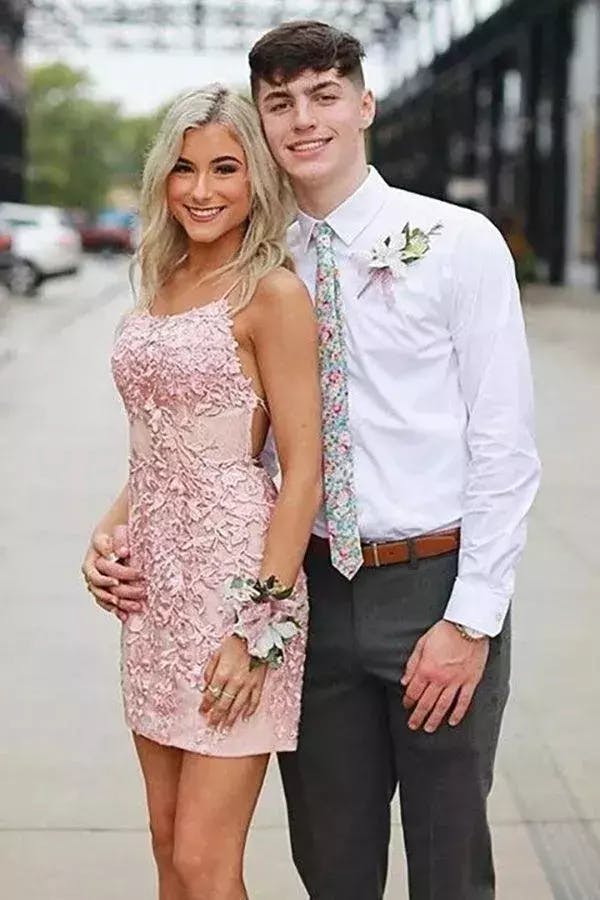 Amari |Sheath Spaghetti Straps Lace Short Homecoming & Cocktail Dresses