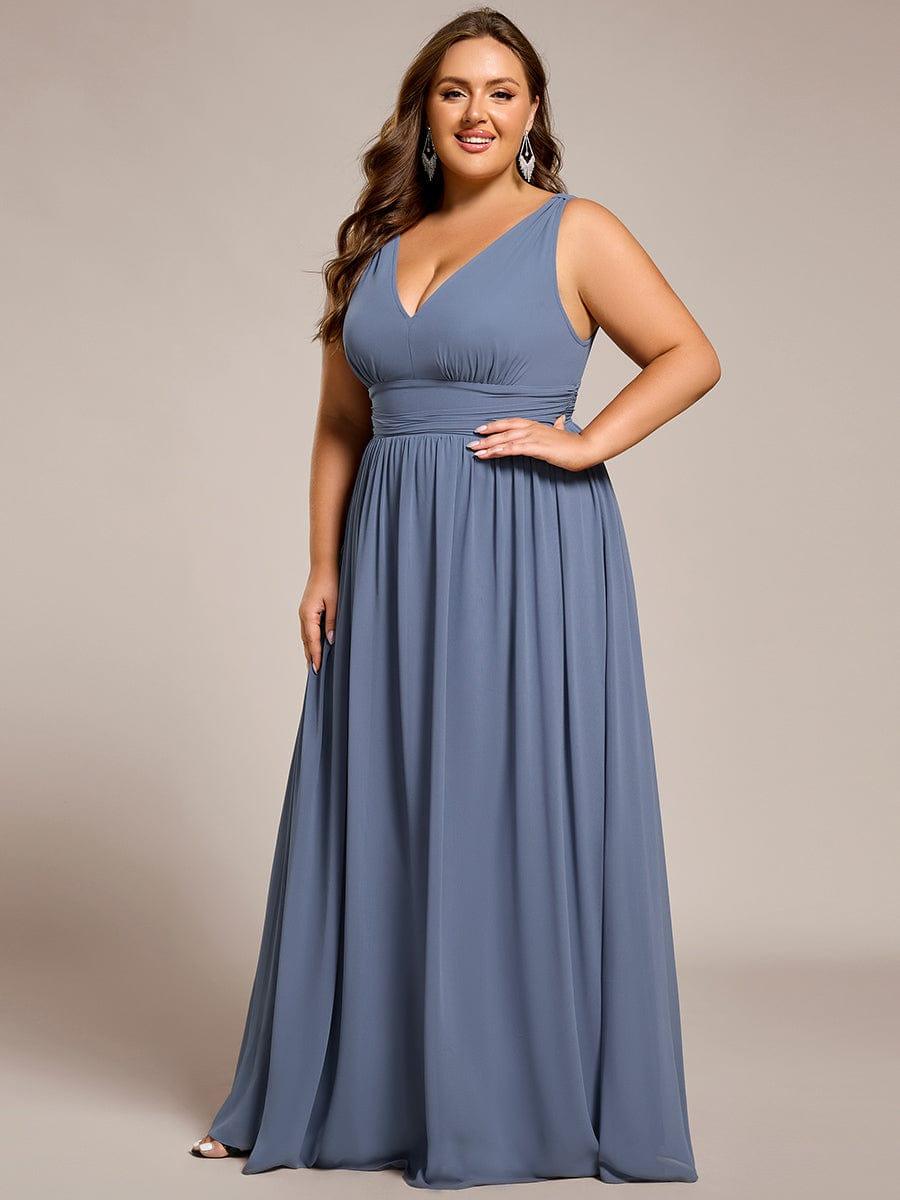 pretty HUSH|Plus Size Sleeveless V-Neck Chiffon Semi Bridesmaid Dress