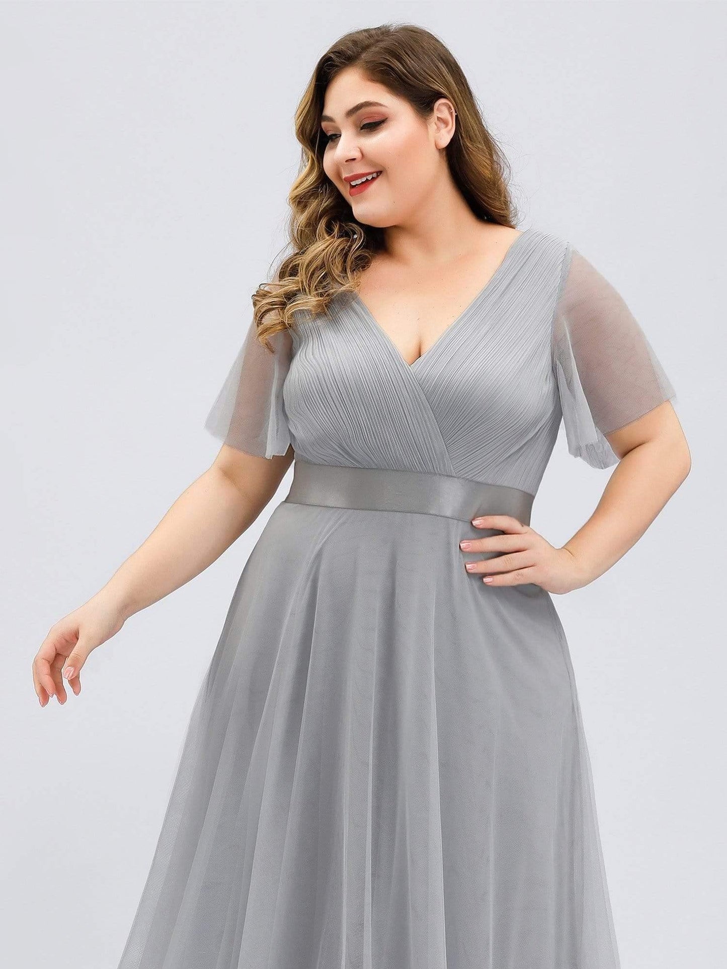 pretty MISTE|Women's Floor-Length Plus Size Formal Bridesmaid Dress with Short Sleeve