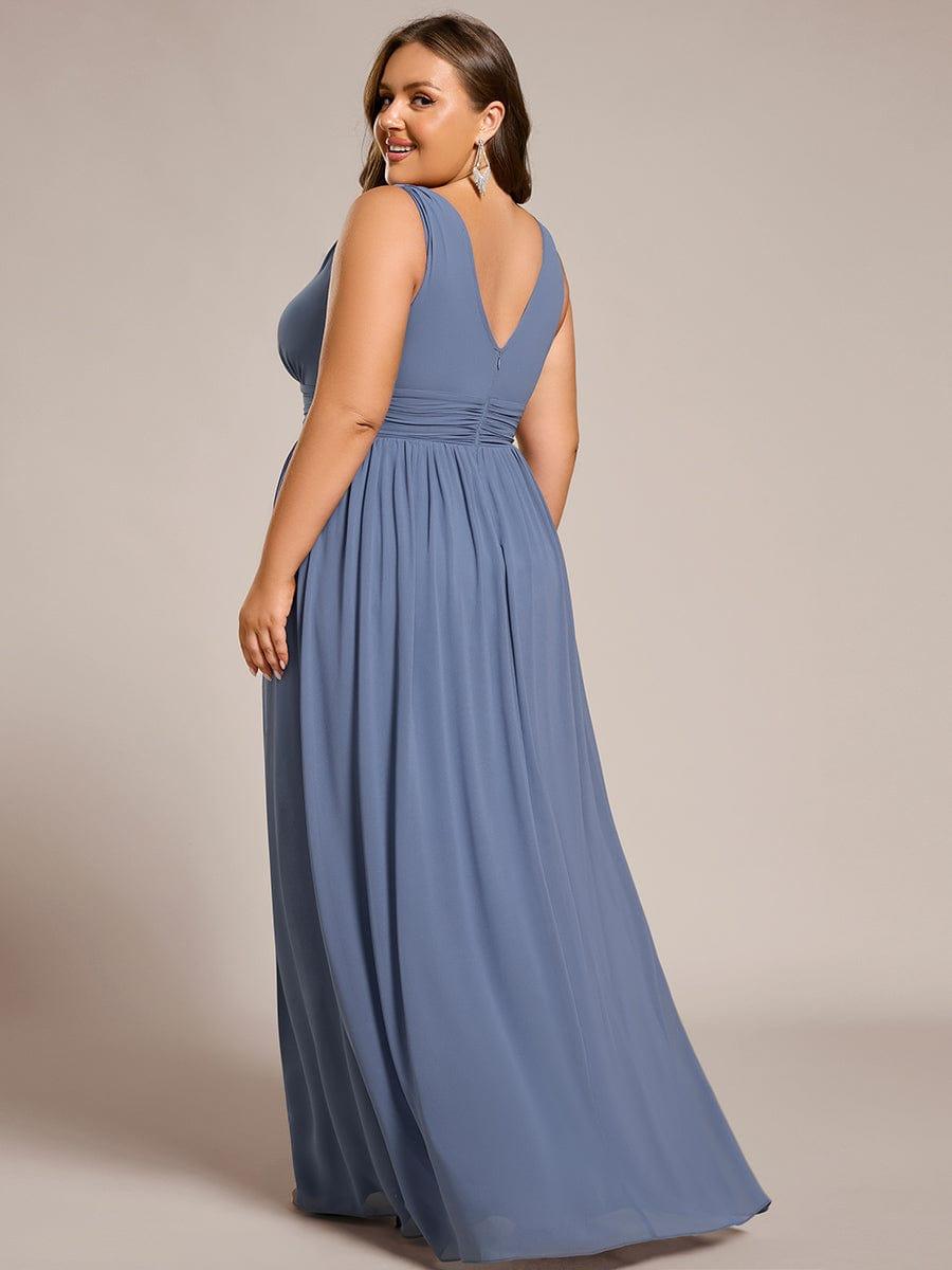 pretty HUSH|Plus Size Sleeveless V-Neck Chiffon Semi Bridesmaid Dress