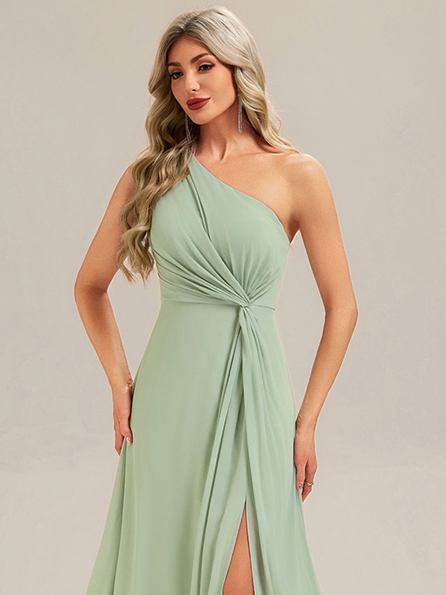 ANIKA|Gathered Chiffon Sleeveless Bridesmaid Dress