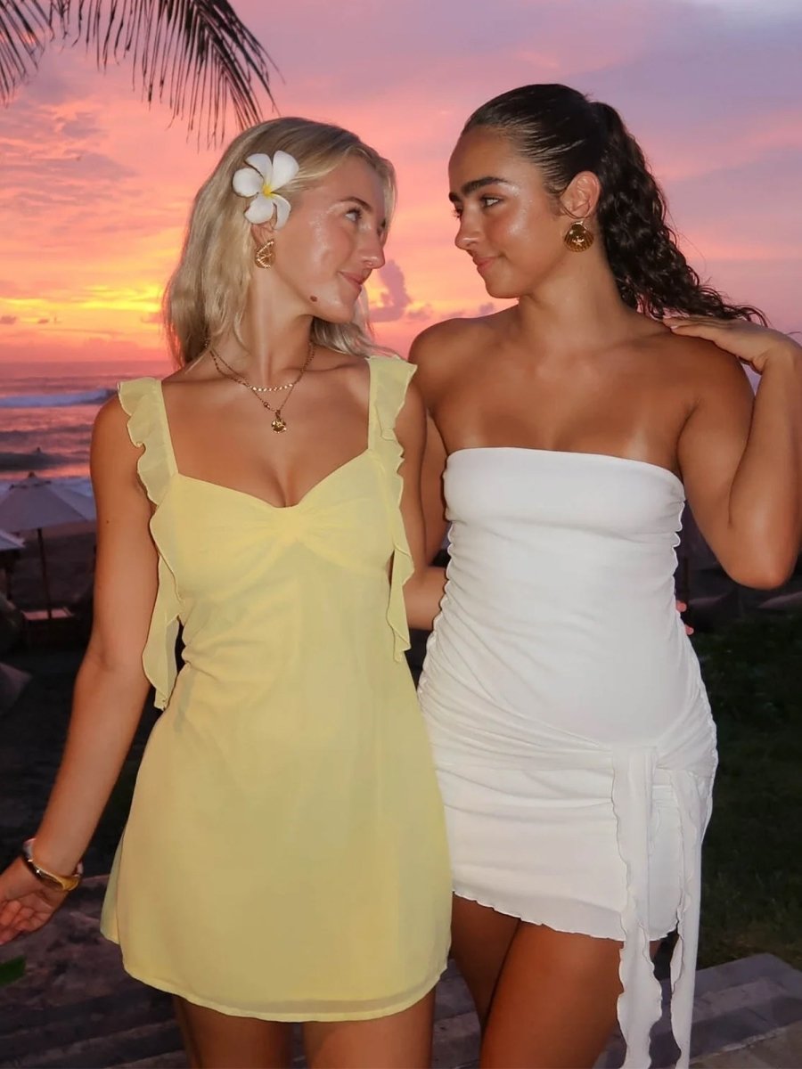 Dovie | Yellow - Sheath Satin V Neck Short Homecoming & Cocktail Dresses with Ruffles